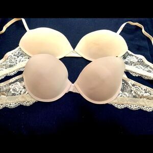Beautiful lace bra’s by Vince Camuto size 36C